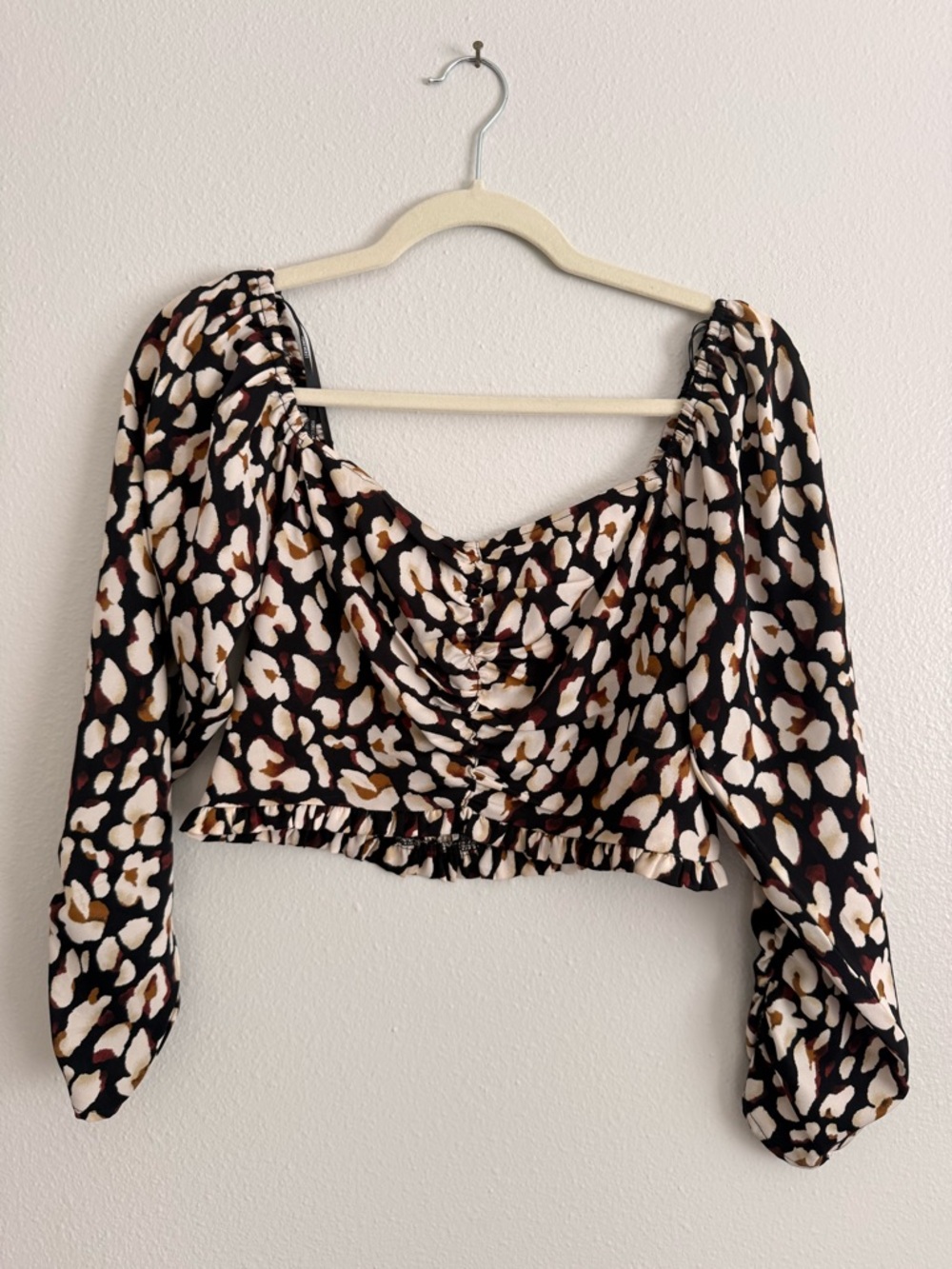 Womens Black & Cream Leopard Print Cropped Blouse